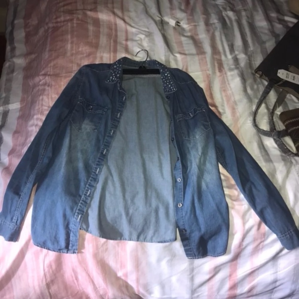 Denim Shirt with jewels on collar